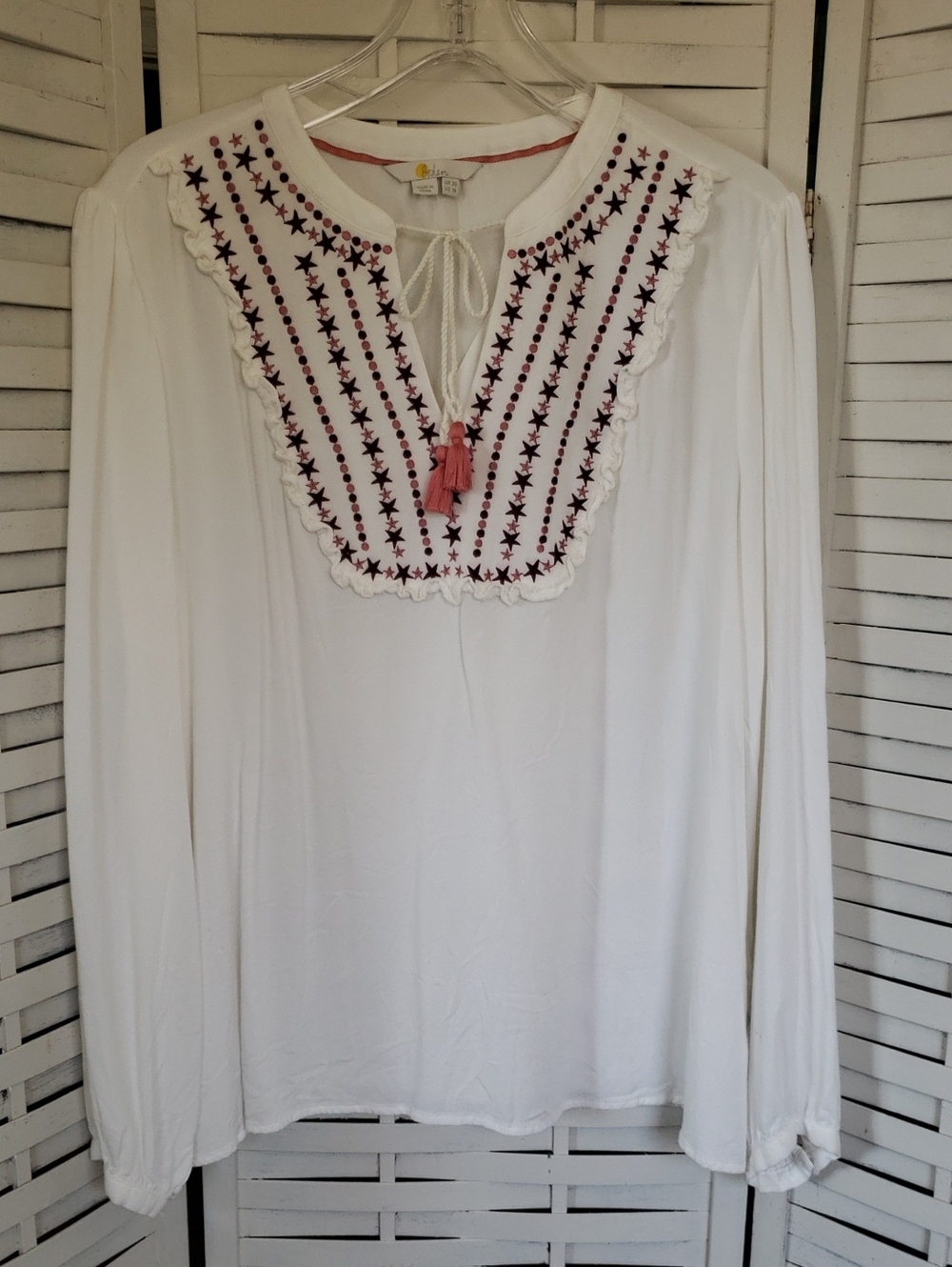 Boden Women's White Boho Embroidered Peasant Top with Pink Tassel 16